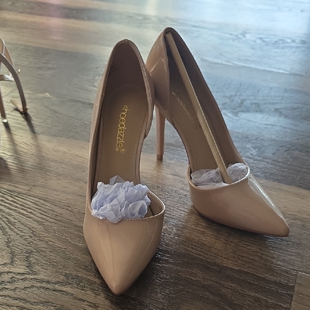 Shoe Dazzle Women's Nude Heels